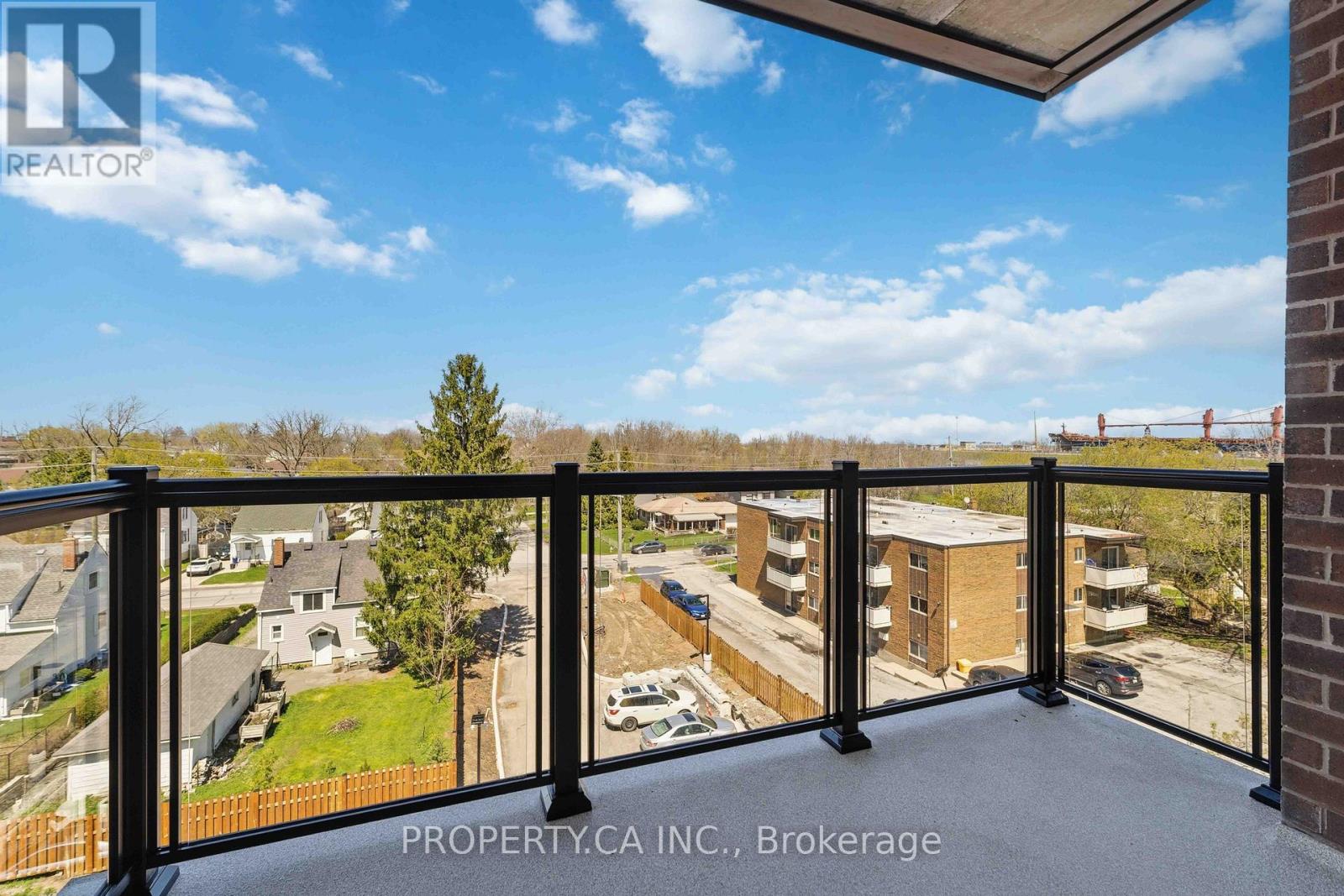 203 - 8 Hutt Lane, Thorold, Ontario  L2V 1V4 - Photo 2 - X13039662