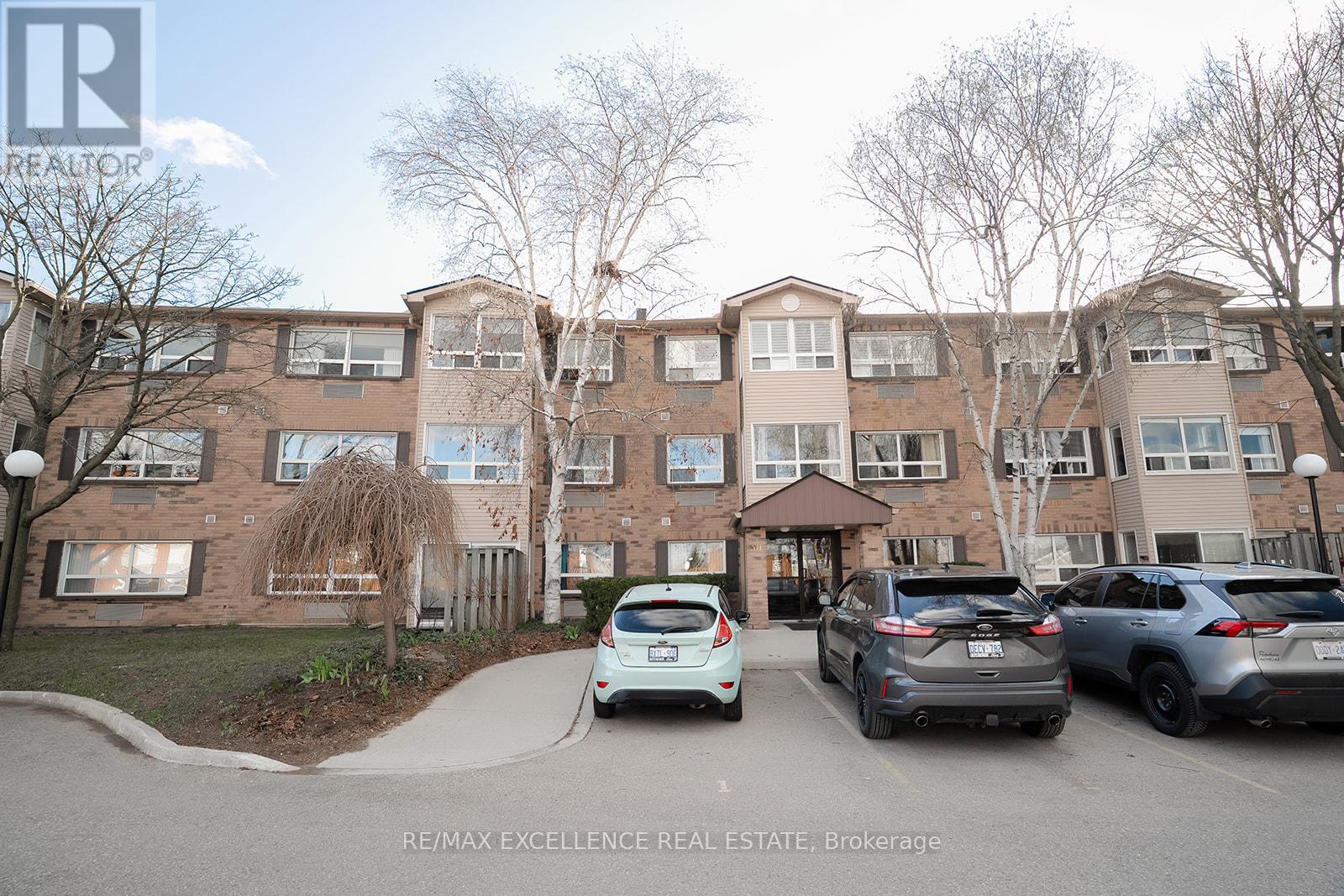 307 - 30 HUGO CRESCENT, Kitchener, Ontario
