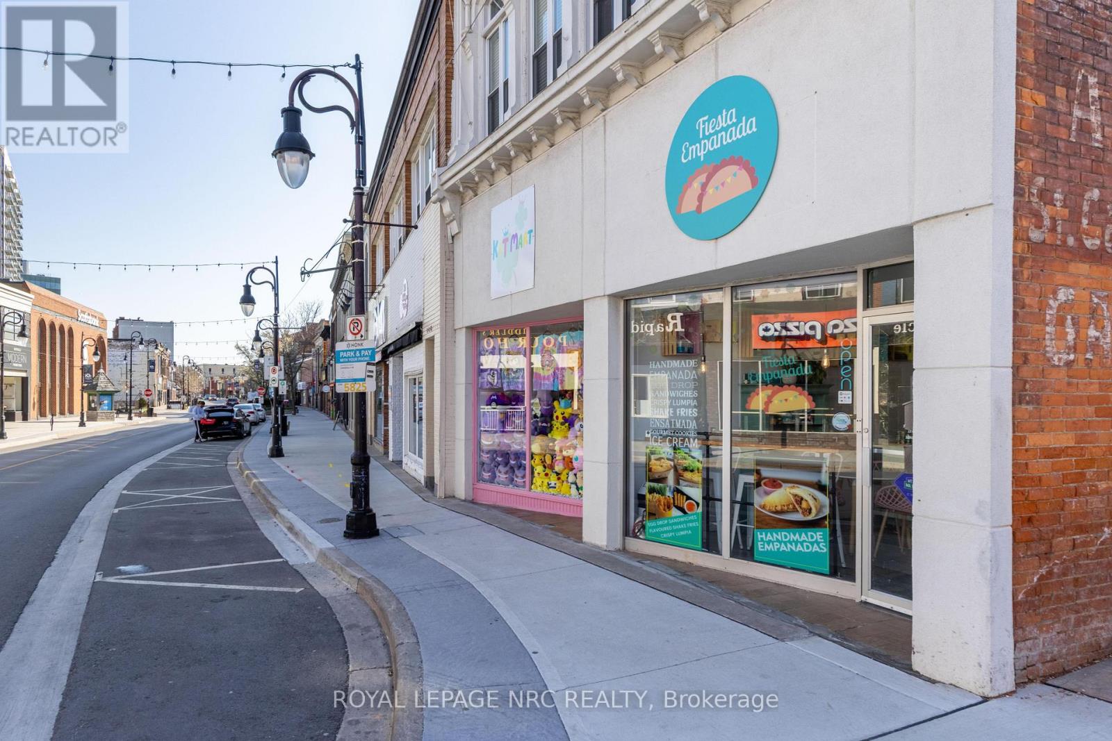 142 St. Paul Street, St. Catharines (Downtown), Ontario  L2R 3M2 - Photo 3 - X13039864