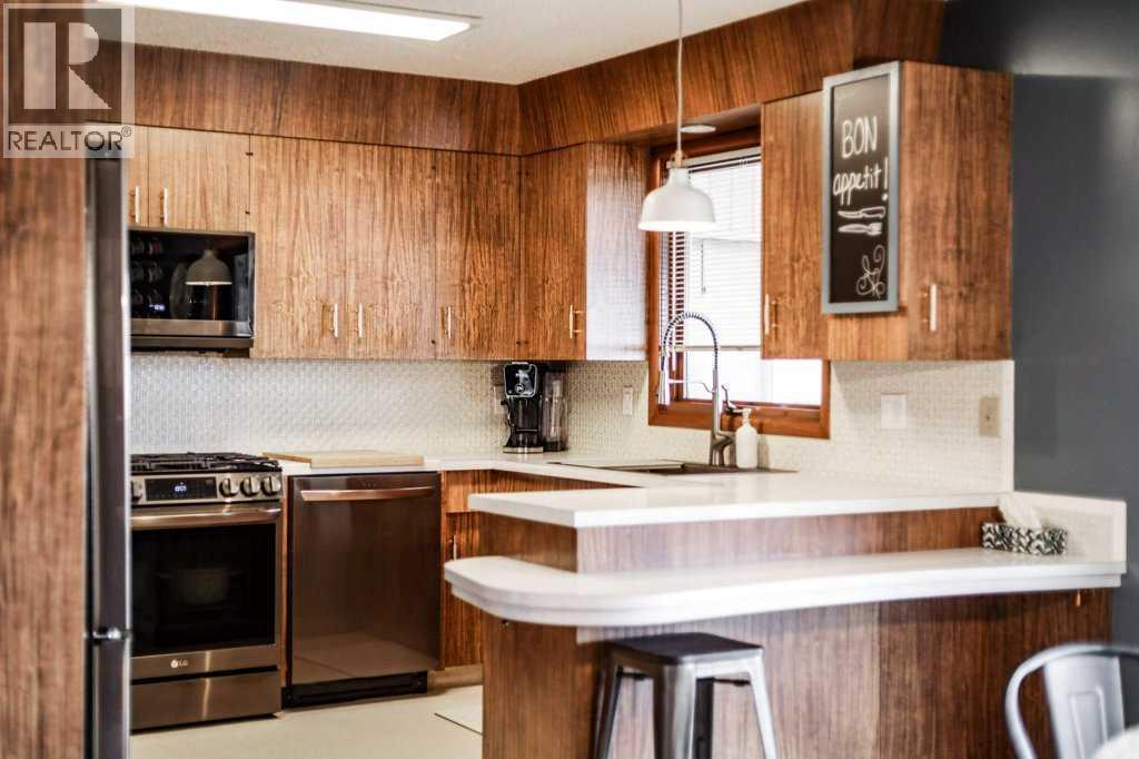 1815 Lakepoint Road S, Lethbridge, Alberta  T1K 3H5 - Photo 17 - A2297310