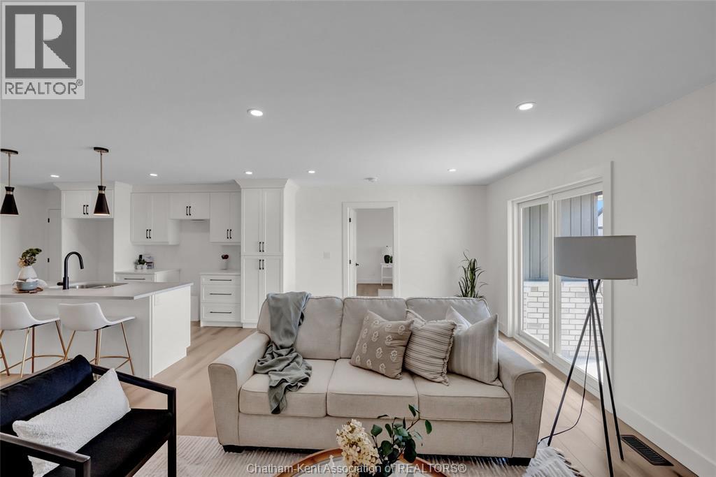 20 Cornerstone Place, Chatham, Ontario N7M 0V8 - Photo 17 - 26008765