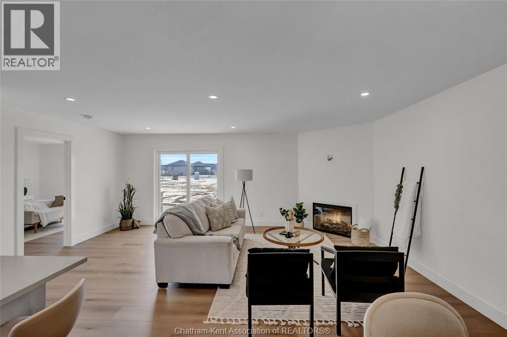 20 Cornerstone Place, Chatham, Ontario N7M 0V8 - Photo 11 - 26008765