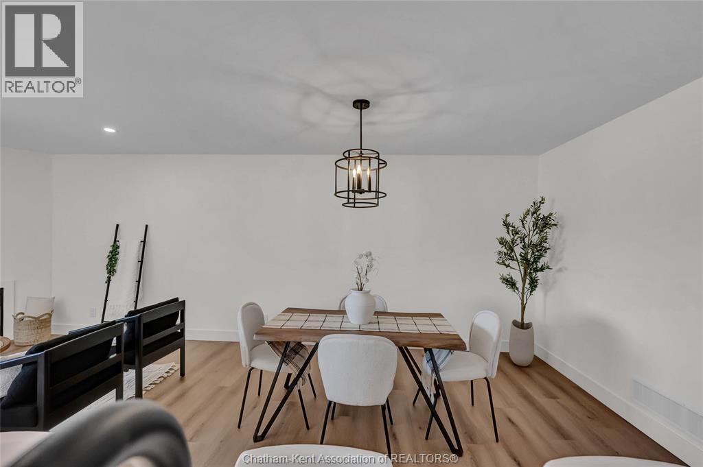 20 Cornerstone Place, Chatham, Ontario N7M 0V8 - Photo 9 - 26008765