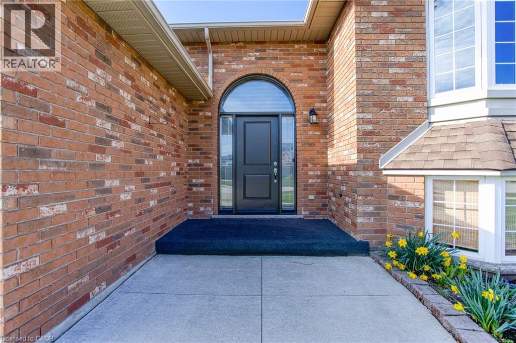 15 Las Road, Smithville, Ontario  L0R 2A0 - Photo 3 - 40823018