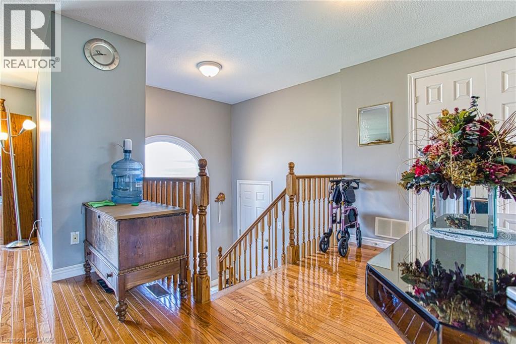 15 Las Road, Smithville, Ontario  L0R 2A0 - Photo 6 - 40823018