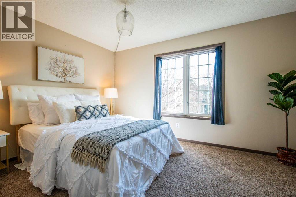 84 Hidden Green Nw, Calgary, Alberta  T3A 5K7 - Photo 22 - A2296267