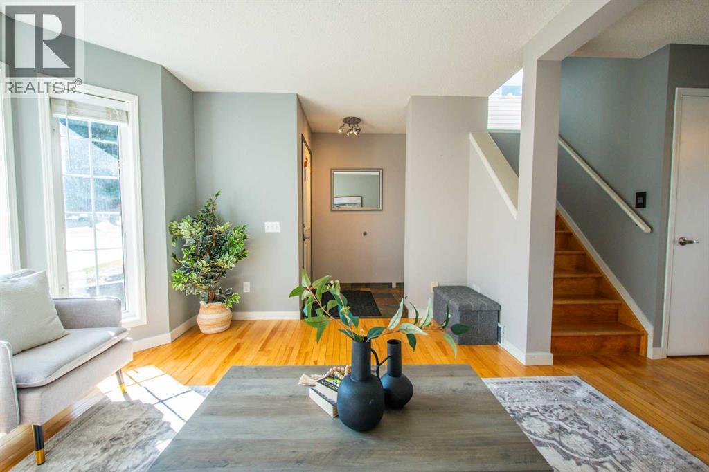 84 Hidden Green Nw, Calgary, Alberta  T3A 5K7 - Photo 9 - A2296267