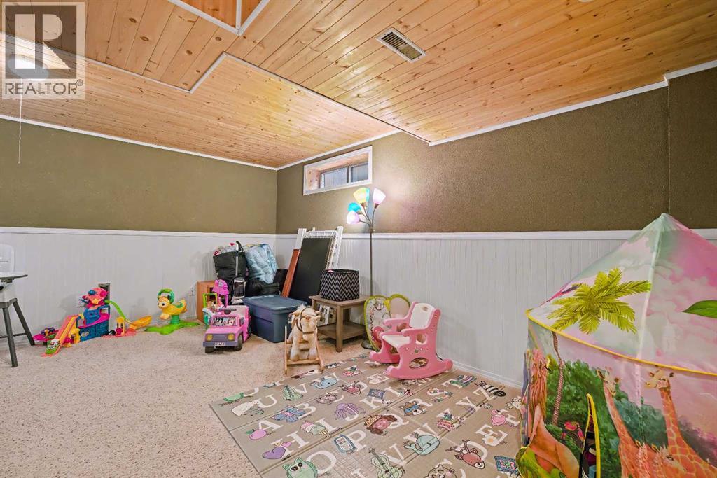 84 Hidden Green Nw, Calgary, Alberta  T3A 5K7 - Photo 27 - A2296267