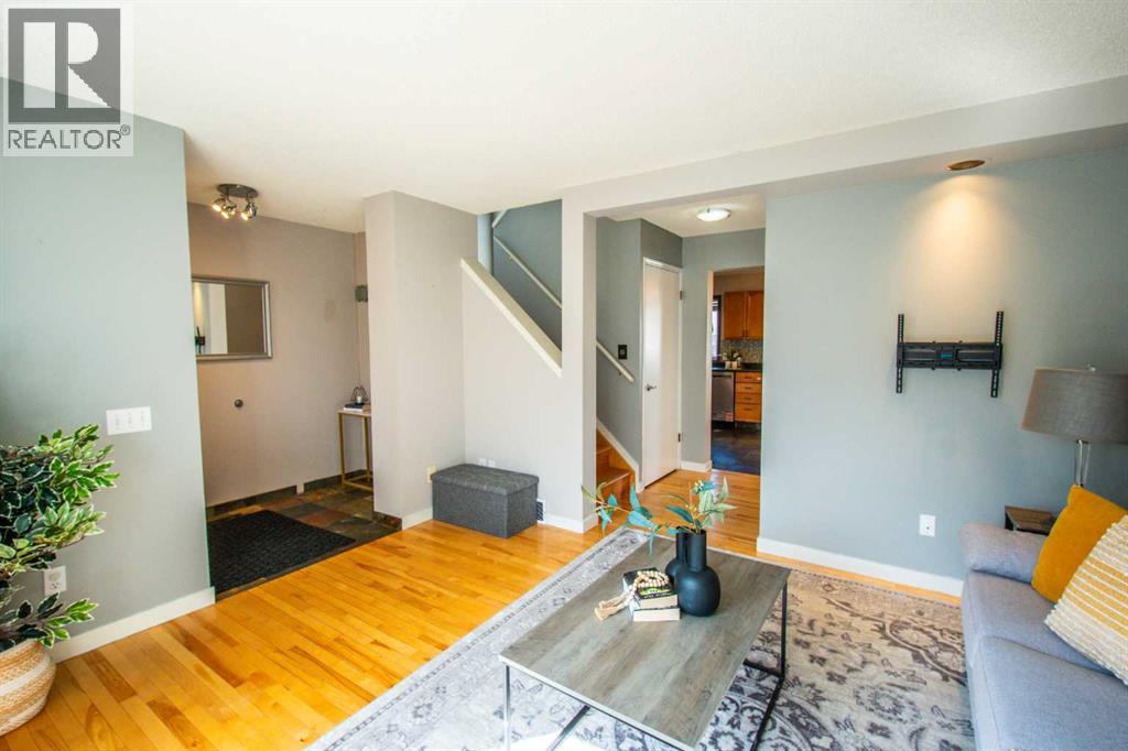 84 Hidden Green Nw, Calgary, Alberta  T3A 5K7 - Photo 10 - A2296267