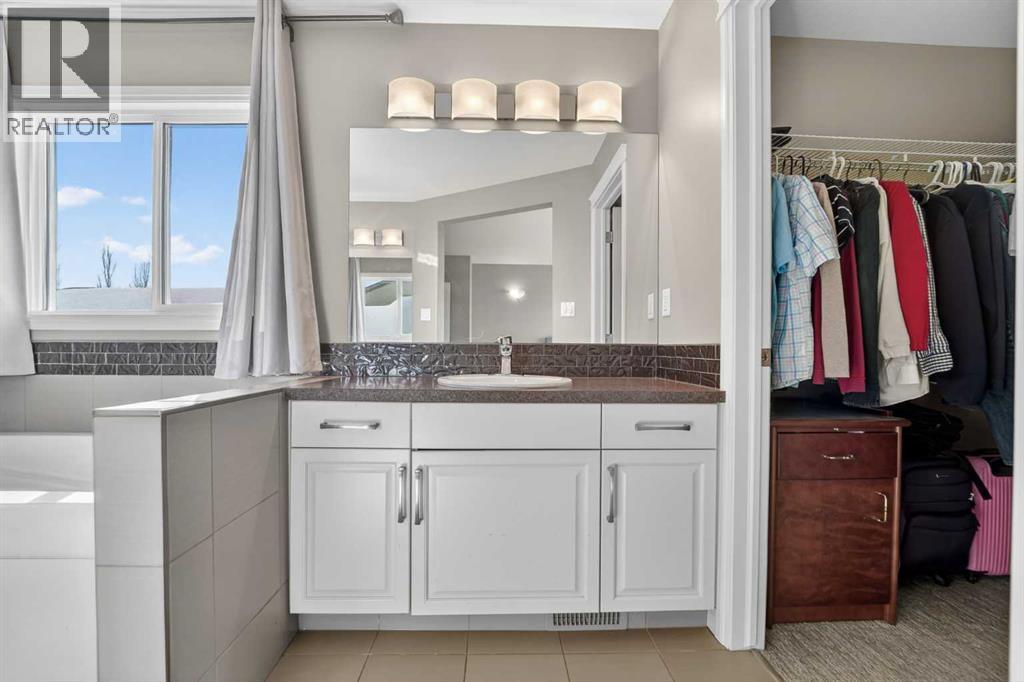 678 Twinriver Crescent W, Lethbridge, Alberta  T1J 5G1 - Photo 28 - A2300424