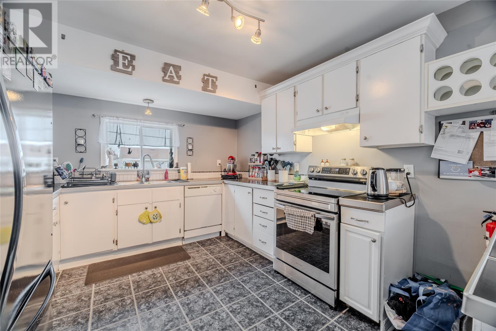 8 Jane Heights, Paradise, Newfoundland & Labrador  A1L 1E6 - Photo 5 - 1296221