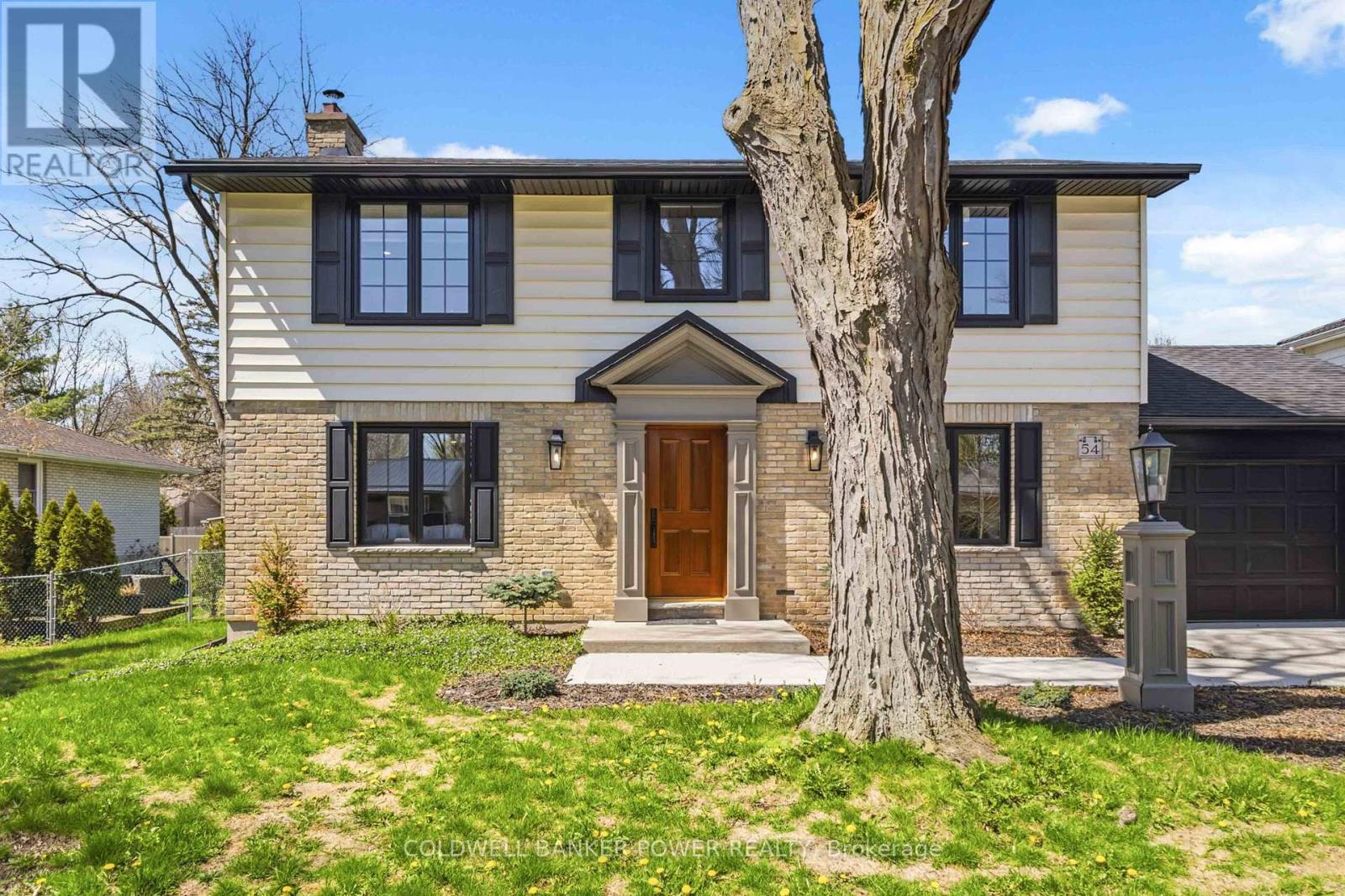 54 LLOYD MANOR CRESCENT, London North, Ontario