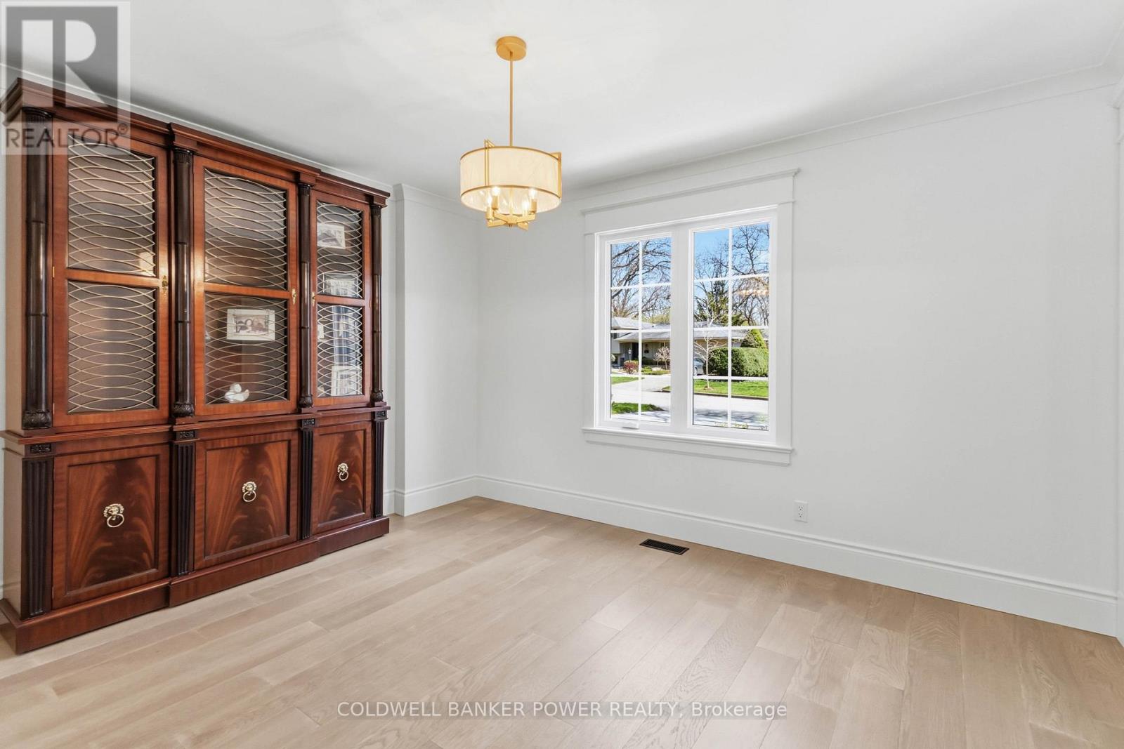 54 Lloyd Manor Crescent, London North, Ontario  N6H 3Z3 - Photo 15 - X13040094