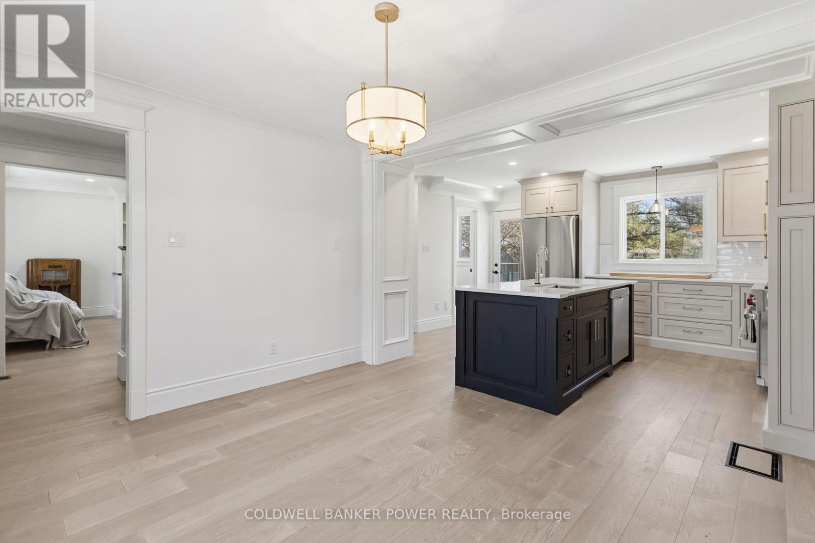 54 Lloyd Manor Crescent, London North, Ontario  N6H 3Z3 - Photo 17 - X13040094