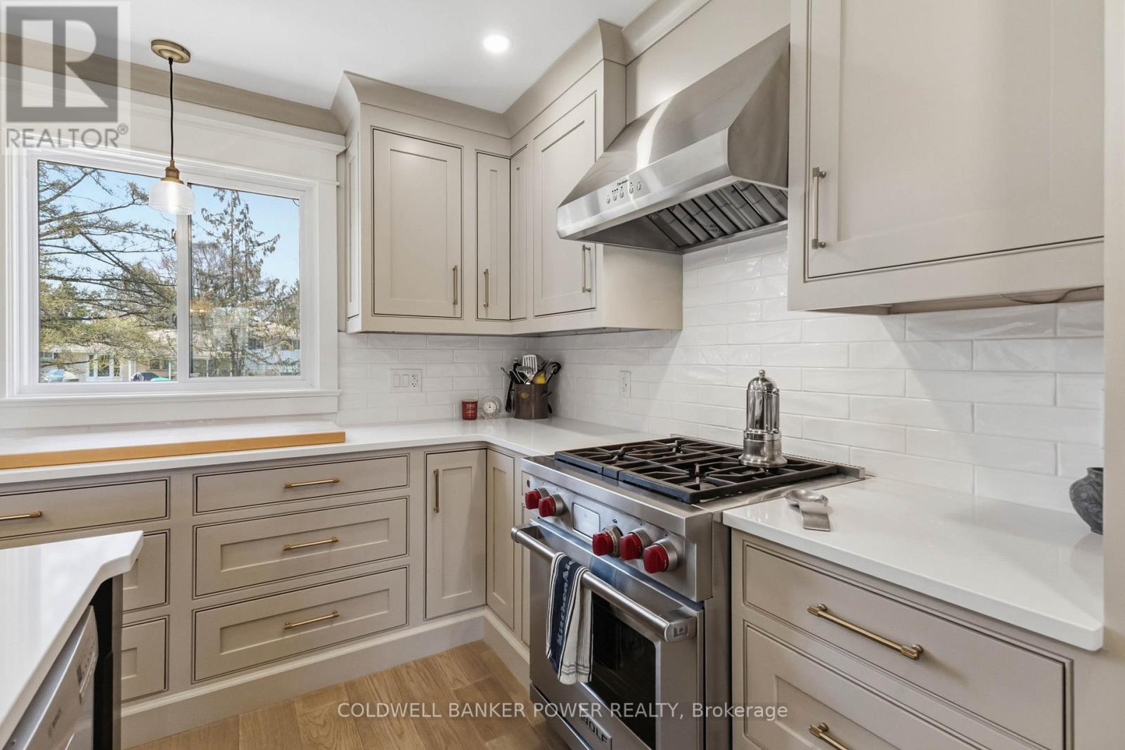 54 Lloyd Manor Crescent, London North, Ontario  N6H 3Z3 - Photo 22 - X13040094