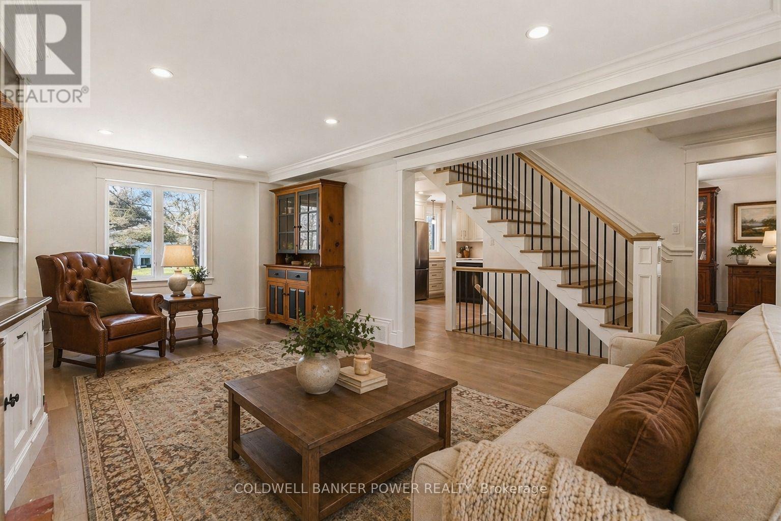 54 Lloyd Manor Crescent, London North, Ontario  N6H 3Z3 - Photo 8 - X13040094