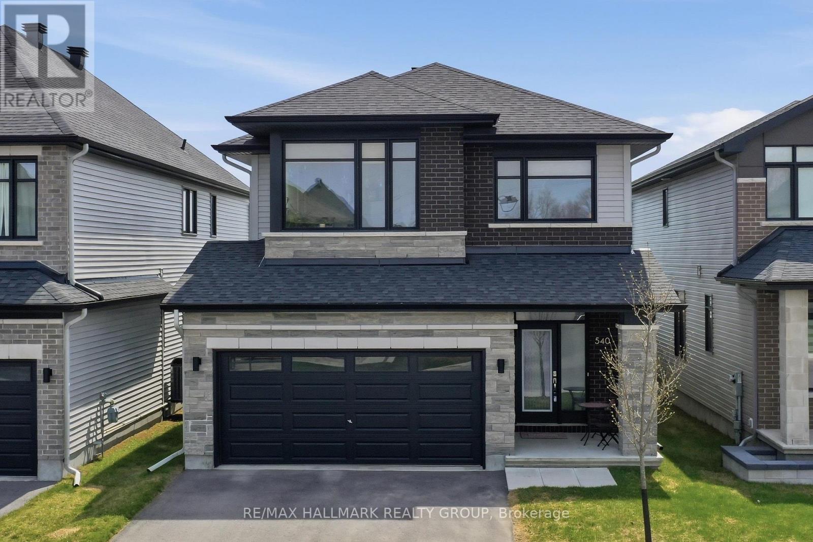 540 BOBOLINK RIDGE, ottawa, Ontario