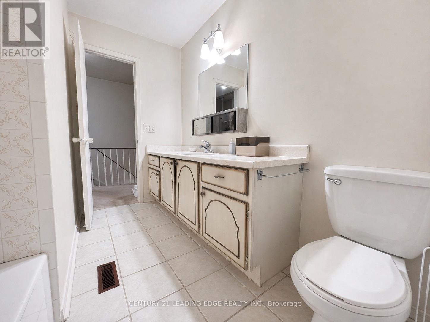 48 - 75 Dundalk Drive, Toronto, Ontario  M1P 4V1 - Photo 19 - E13037790