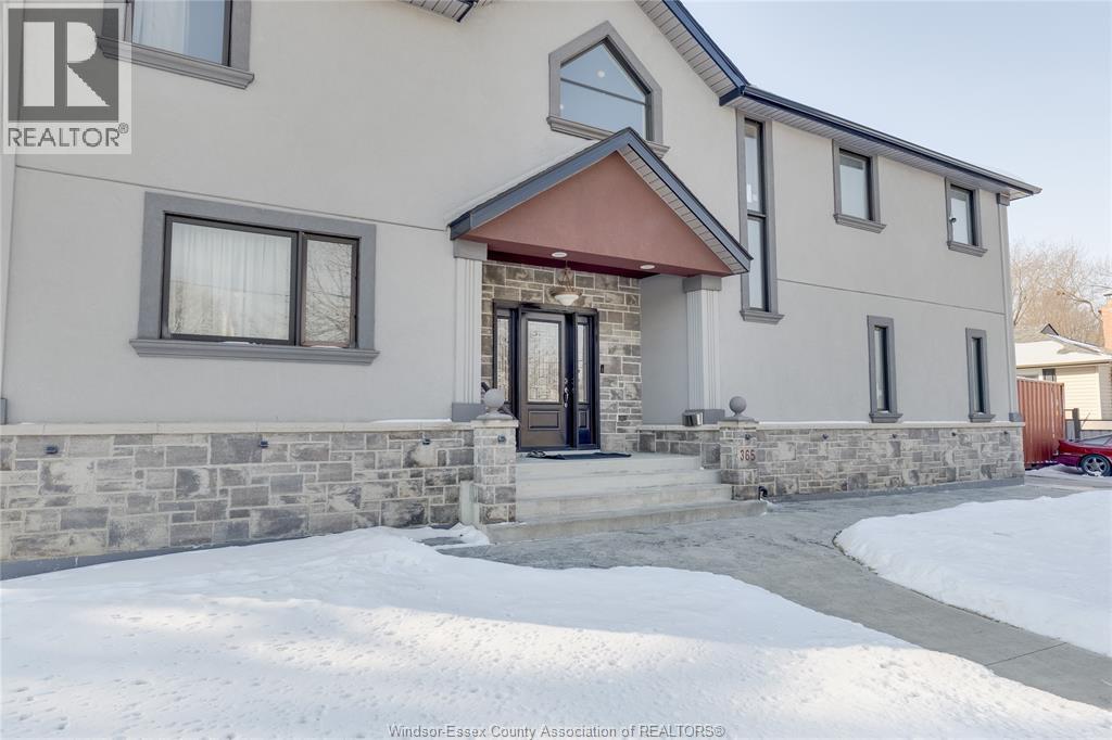 MLS# 26009117: 365 NEAL BOULEVARD, Windsor, Canada