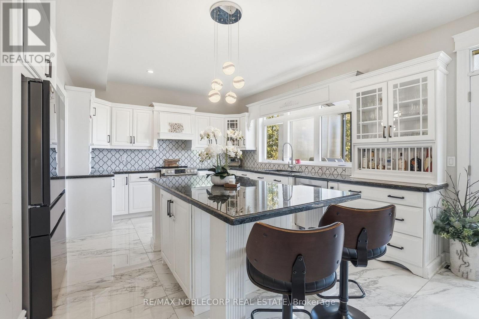 15 Palm Beach Road, Oro-Medonte, Ontario  L0L 1T0 - Photo 12 - S13035232