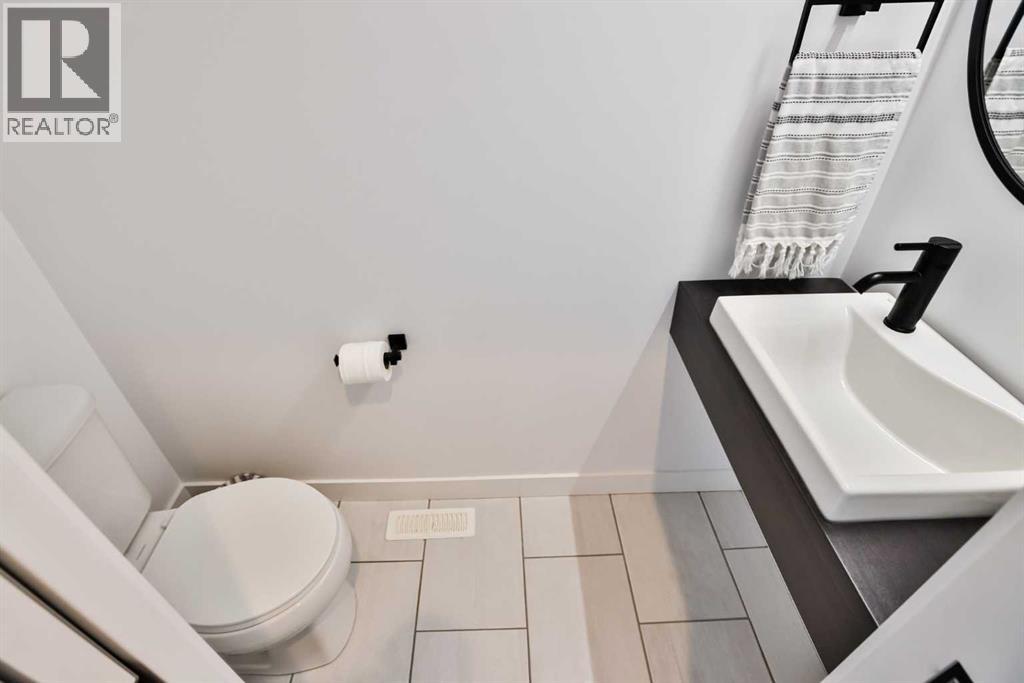 218 Stonecrest Bay W, Lethbridge, Alberta  T1K 5N7 - Photo 13 - A2303304