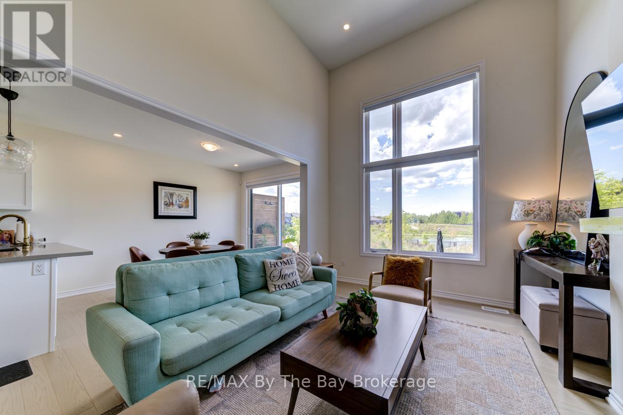 33 Nicort Road, Wasaga Beach, Ontario  L9Z 1J7 - Photo 16 - S13040062