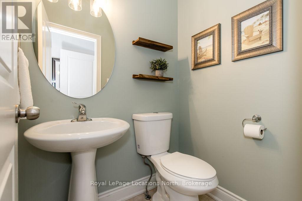 11 Christy Drive, Wasaga Beach, Ontario  L9Z 1S7 - Photo 13 - S13040118