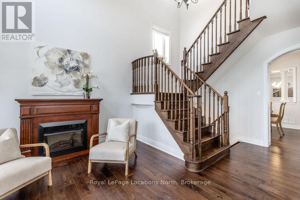 11 Christy Drive, Wasaga Beach, Ontario  L9Z 1S7 - Photo 5 - S13040118