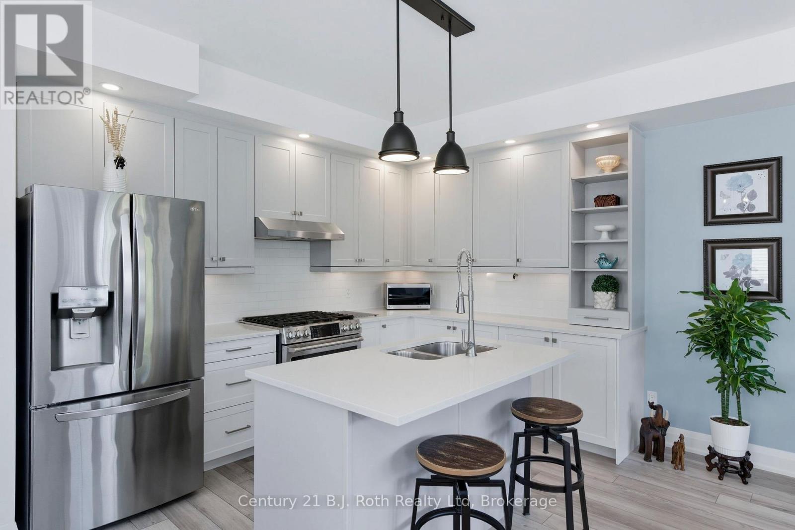 67 Discovery Trail, Midland, Ontario  L4K 0H5 - Photo 2 - S13040164