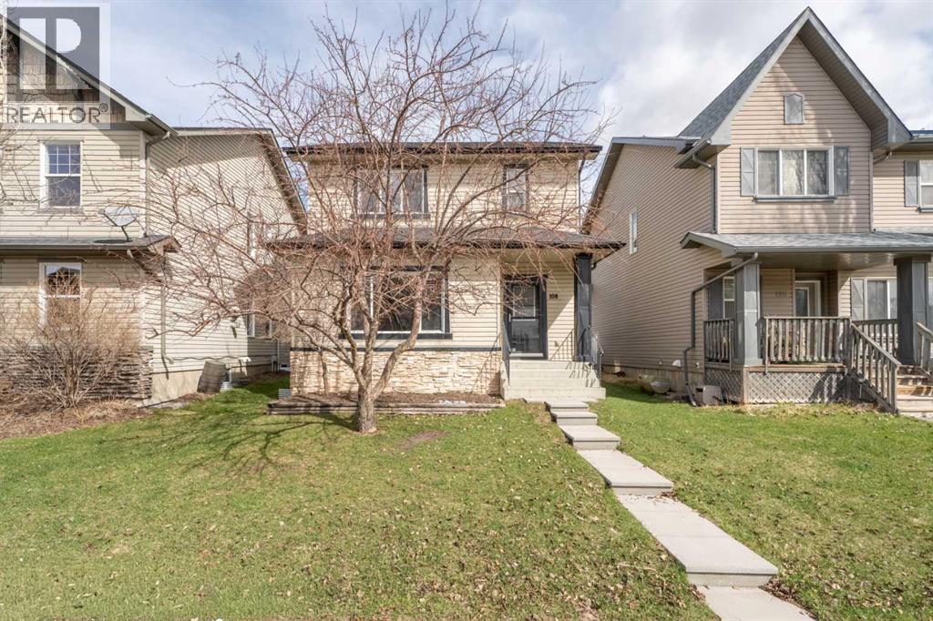 108 Drake Landing Court, Okotoks, Alberta  T1S 2M3 - Photo 2 - A2304866