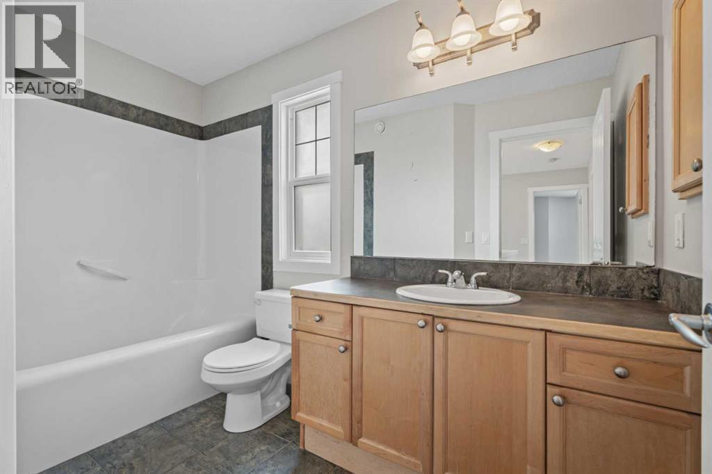 108 Drake Landing Court, Okotoks, Alberta  T1S 2M3 - Photo 29 - A2304866