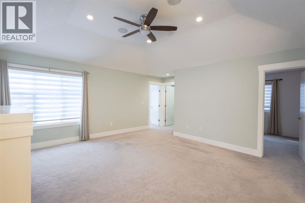 148 Baysprings Court SW, Airdrie, Alberta  T4B 3X7 - Photo 11 - A2299469