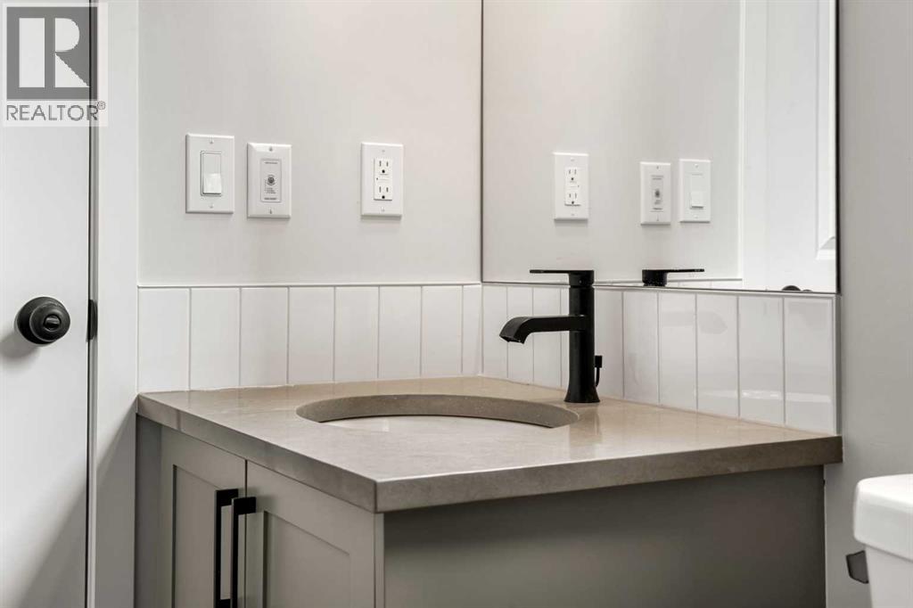 213 Bridgeport Gate, Chestermere, Alberta  T1X 3E2 - Photo 16 - A2300235