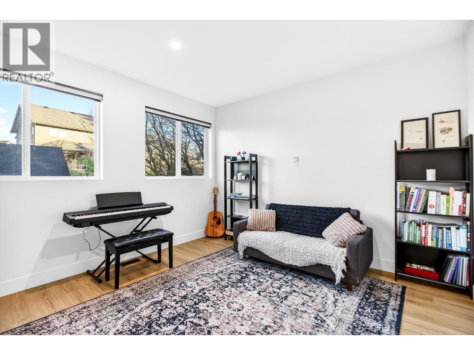 24025 Fern Crescent, Maple Ridge, British Columbia  V4R 2S1 - Photo 13 - R3098697