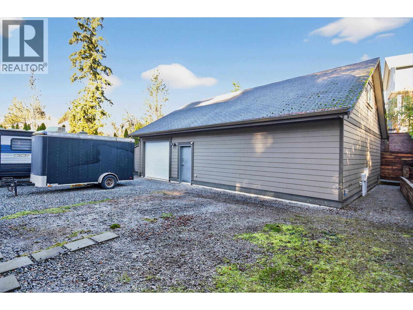 24025 Fern Crescent, Maple Ridge, British Columbia  V4R 2S1 - Photo 24 - R3098697