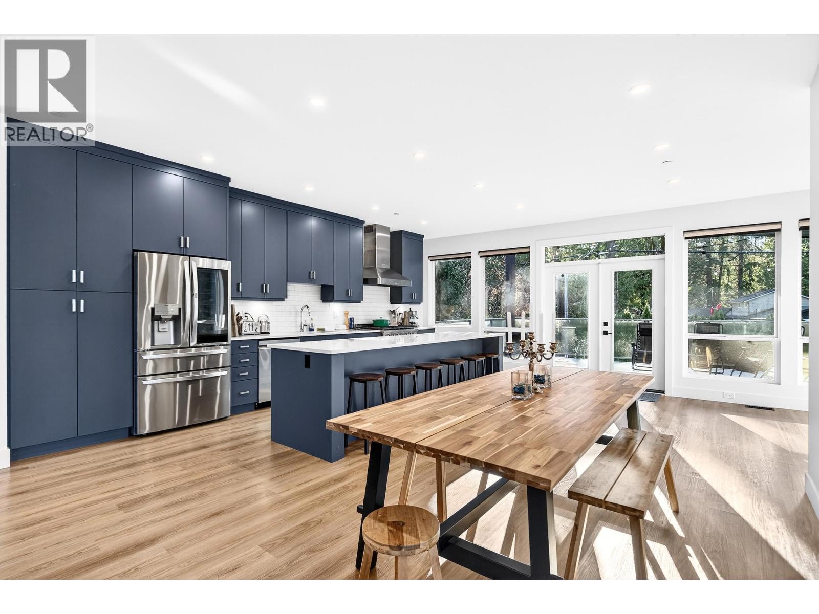 24025 Fern Crescent, Maple Ridge, British Columbia  V4R 2S1 - Photo 7 - R3098697