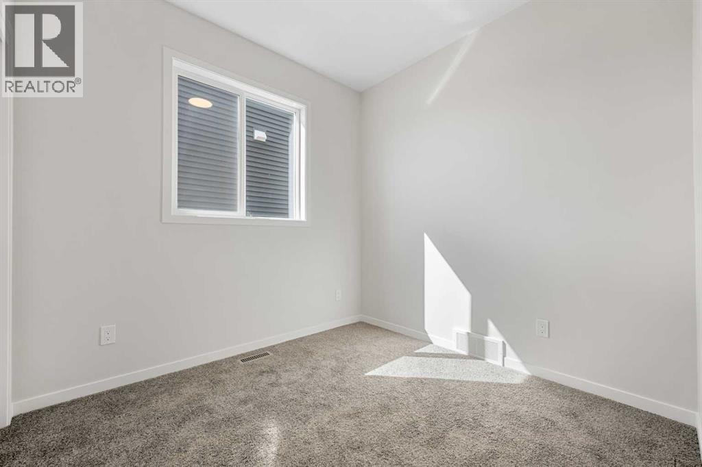 213 Bridgeport Gate, Chestermere, Alberta  T1X 3E2 - Photo 13 - A2300235