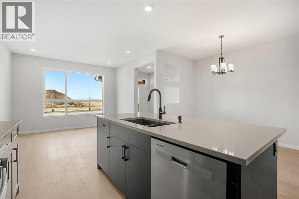 213 Bridgeport Gate, Chestermere, Alberta  T1X 3E2 - Photo 10 - A2300235