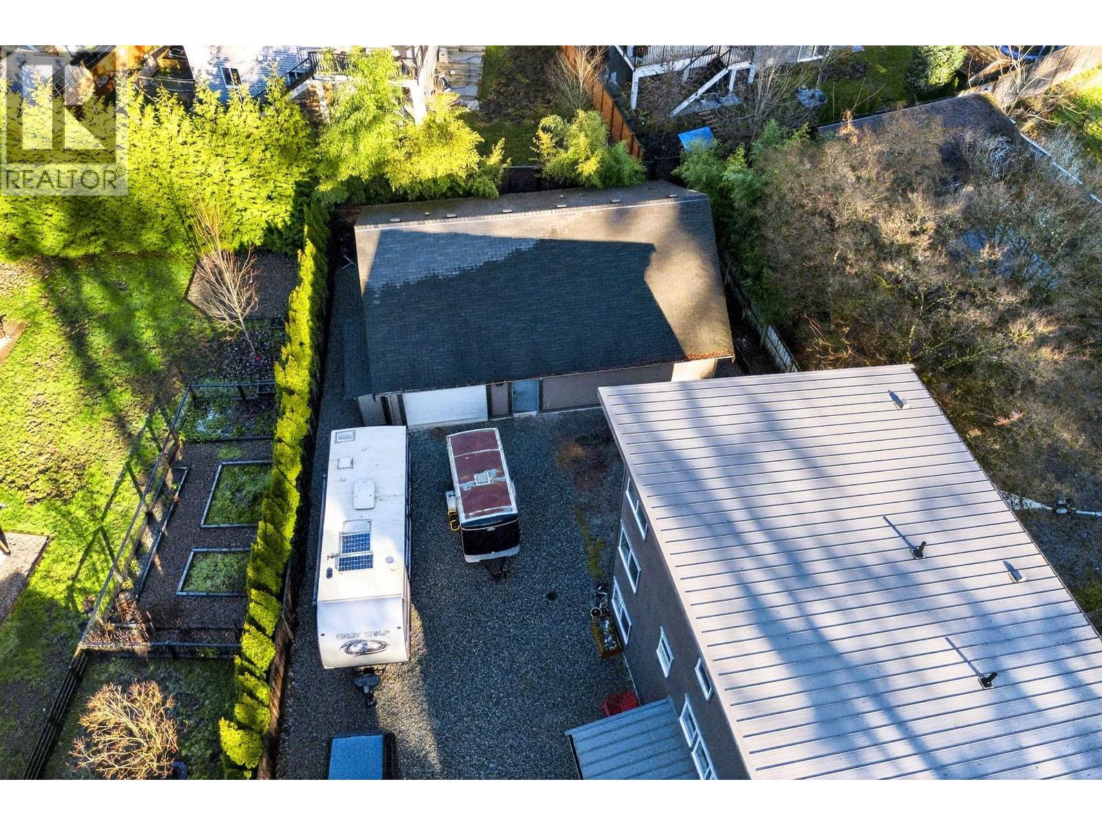 24025 Fern Crescent, Maple Ridge, British Columbia  V4R 2S1 - Photo 30 - R3098697