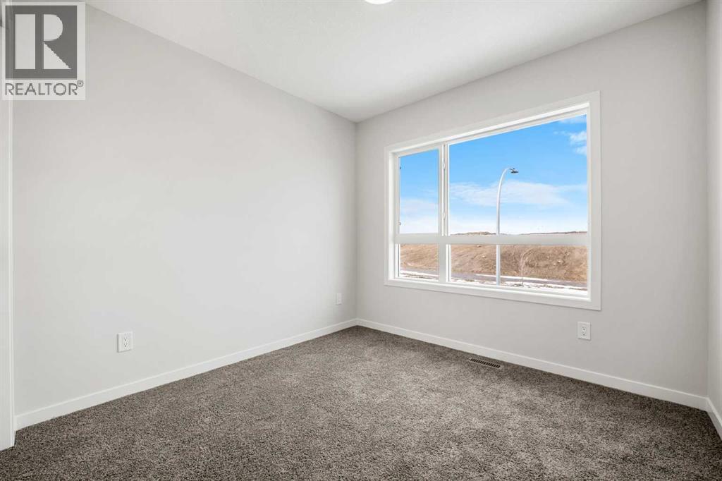 213 Bridgeport Gate, Chestermere, Alberta  T1X 3E2 - Photo 31 - A2300235