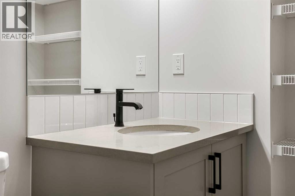 213 Bridgeport Gate, Chestermere, Alberta  T1X 3E2 - Photo 35 - A2300235