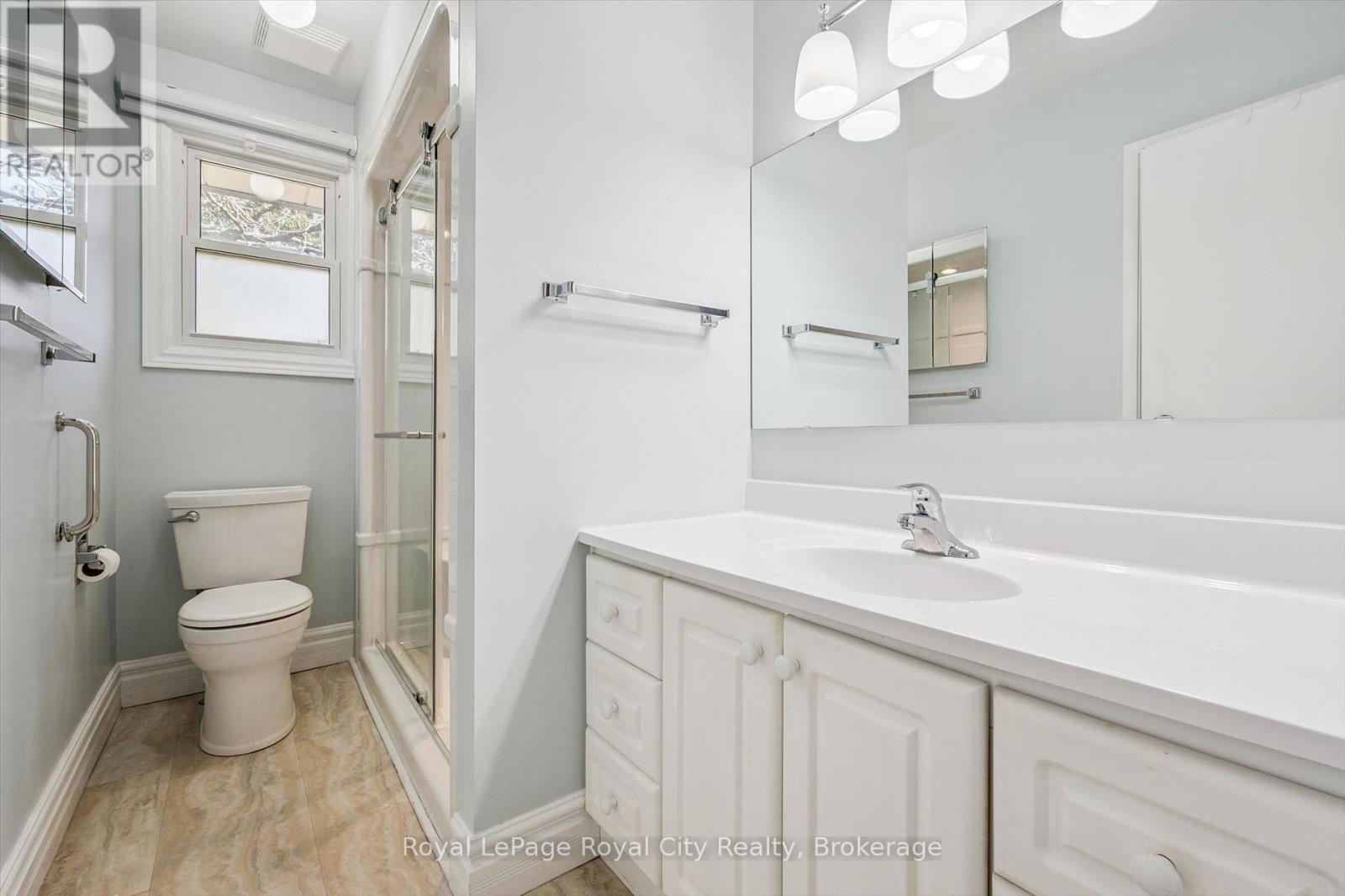 11 Gregory Place, Guelph, Ontario  N1H 6Y5 - Photo 17 - X13035184