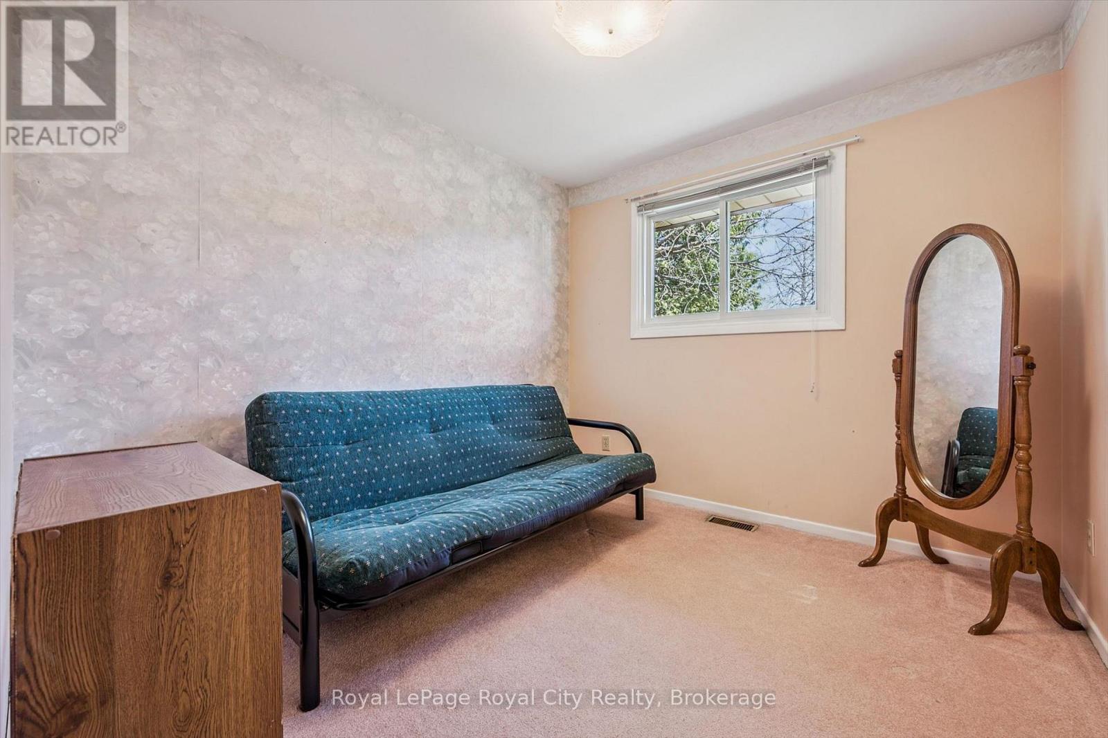 11 Gregory Place, Guelph, Ontario  N1H 6Y5 - Photo 18 - X13035184