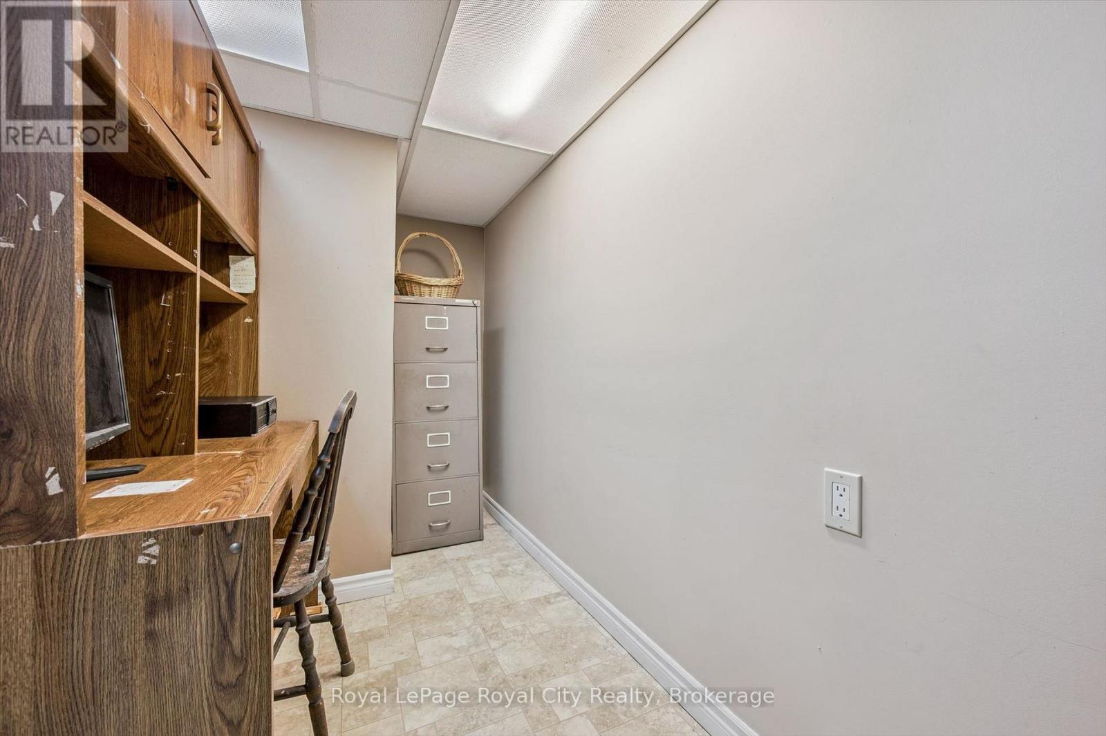 11 Gregory Place, Guelph, Ontario  N1H 6Y5 - Photo 25 - X13035184