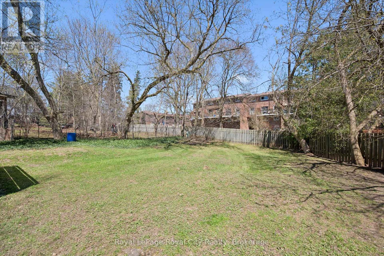 11 Gregory Place, Guelph, Ontario  N1H 6Y5 - Photo 29 - X13035184