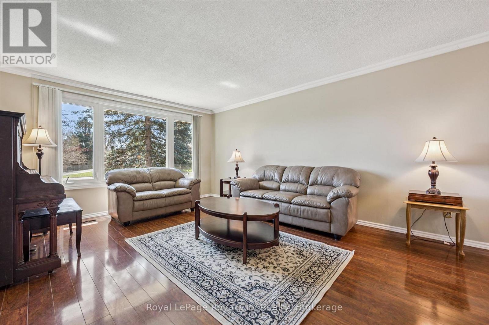 11 Gregory Place, Guelph, Ontario  N1H 6Y5 - Photo 6 - X13035184