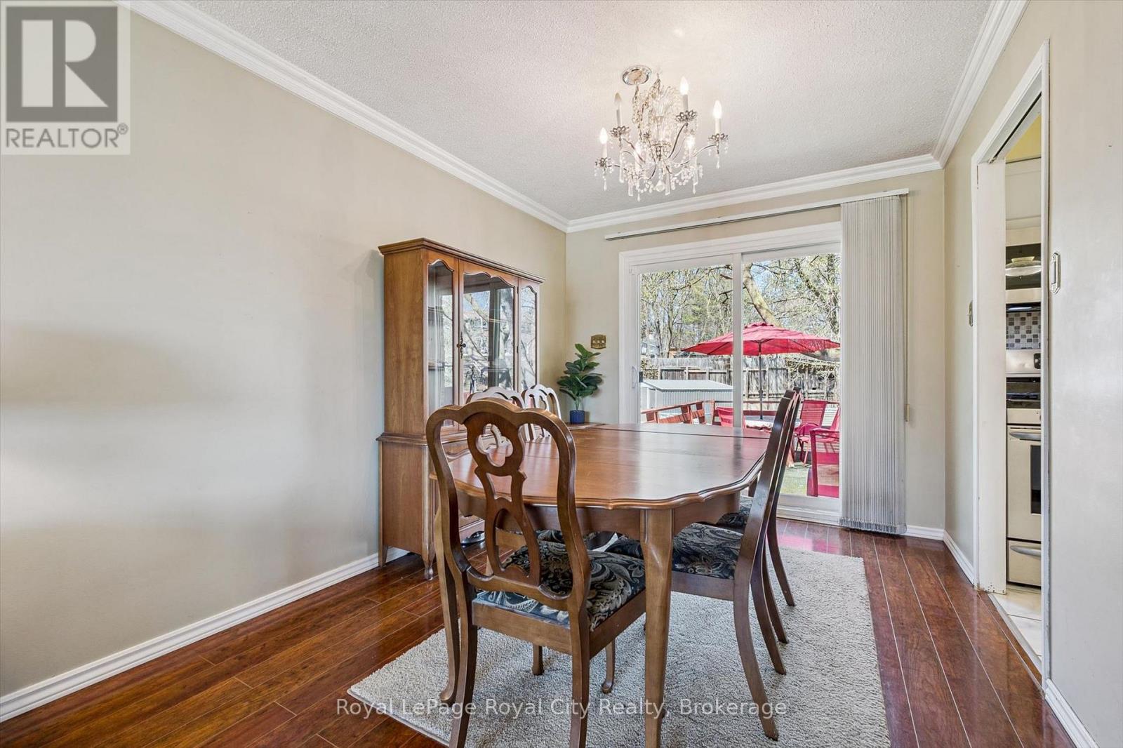 11 Gregory Place, Guelph, Ontario  N1H 6Y5 - Photo 9 - X13035184