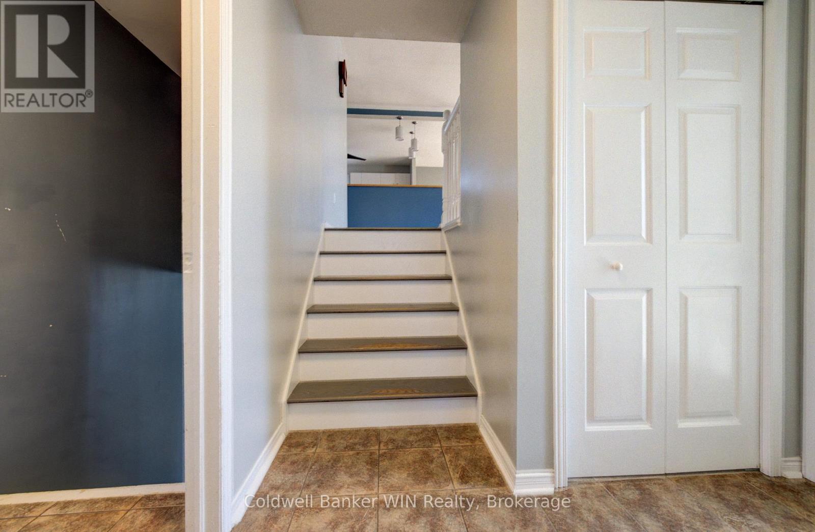 103 Melissa Crescent, Wellington North, Ontario  N0G 2L3 - Photo 5 - X13040006