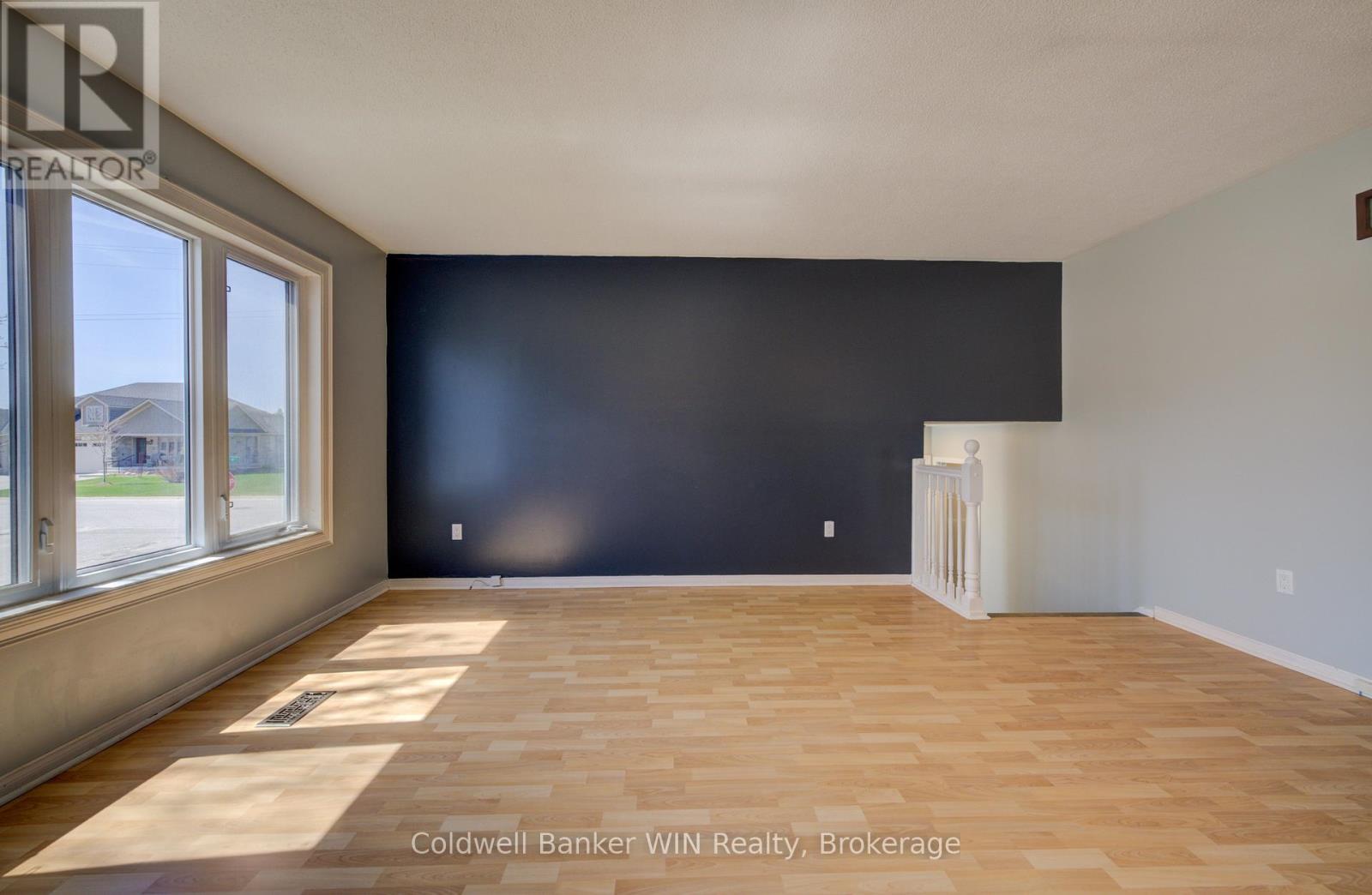 103 Melissa Crescent, Wellington North, Ontario  N0G 2L3 - Photo 7 - X13040006