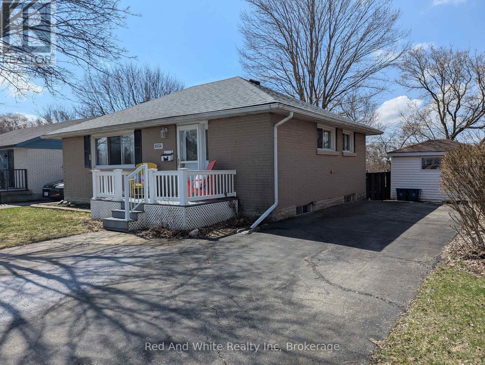 1034 Winterhalt Avenue, Cambridge, Ontario  N3H 4J9 - Photo 2 - X13040052